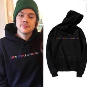 **SOLD** Harry Styles TPKW Hoodie ✨